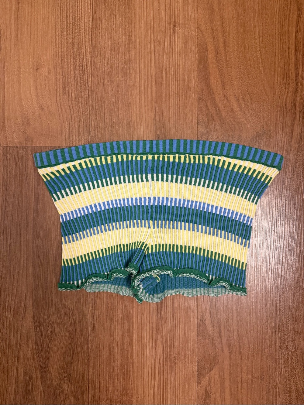 SOLID & STRIPED Celeste Stretchy Ribbed Mini Shorts in Geometric Print - Picture 4 of 6
